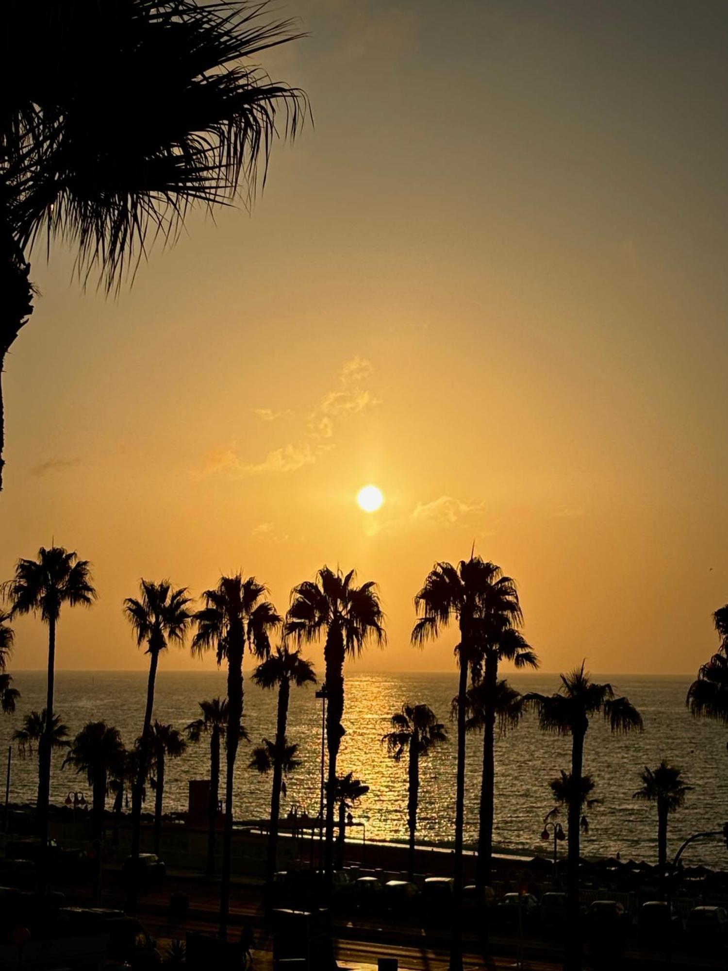 Апартаменты Aloha Playa Vistas Al Mar Бенальмадена Экстерьер фото